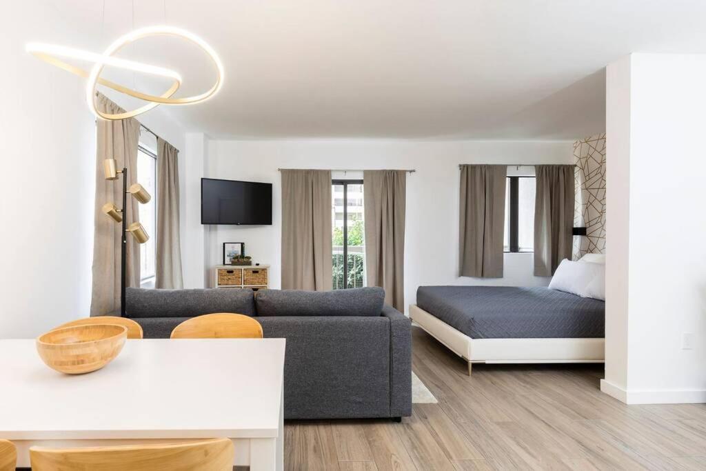 Modern Studio On I-Drive: Parking + Pool Included Orlando Exteriér fotografie